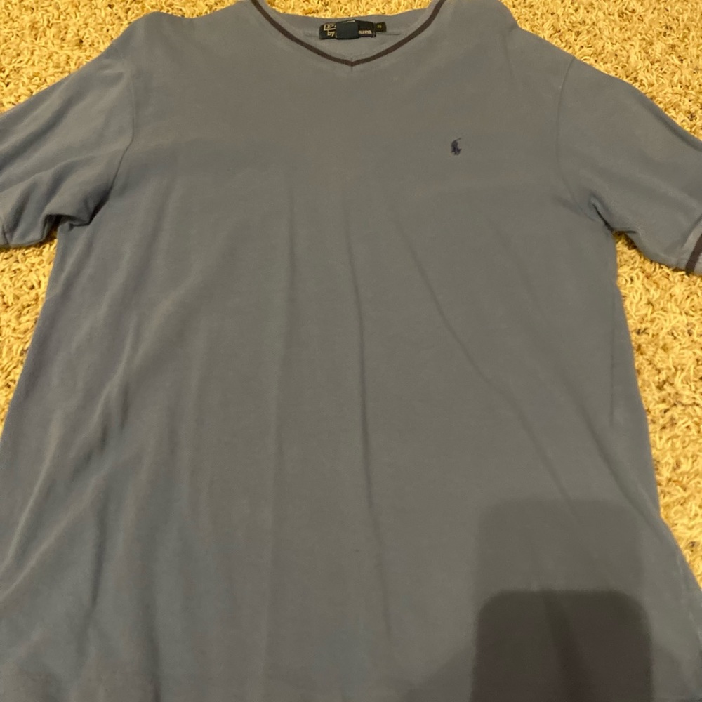 Mens Ralph Lauren polo v-neck short sleeve shirt in size M, like new condition